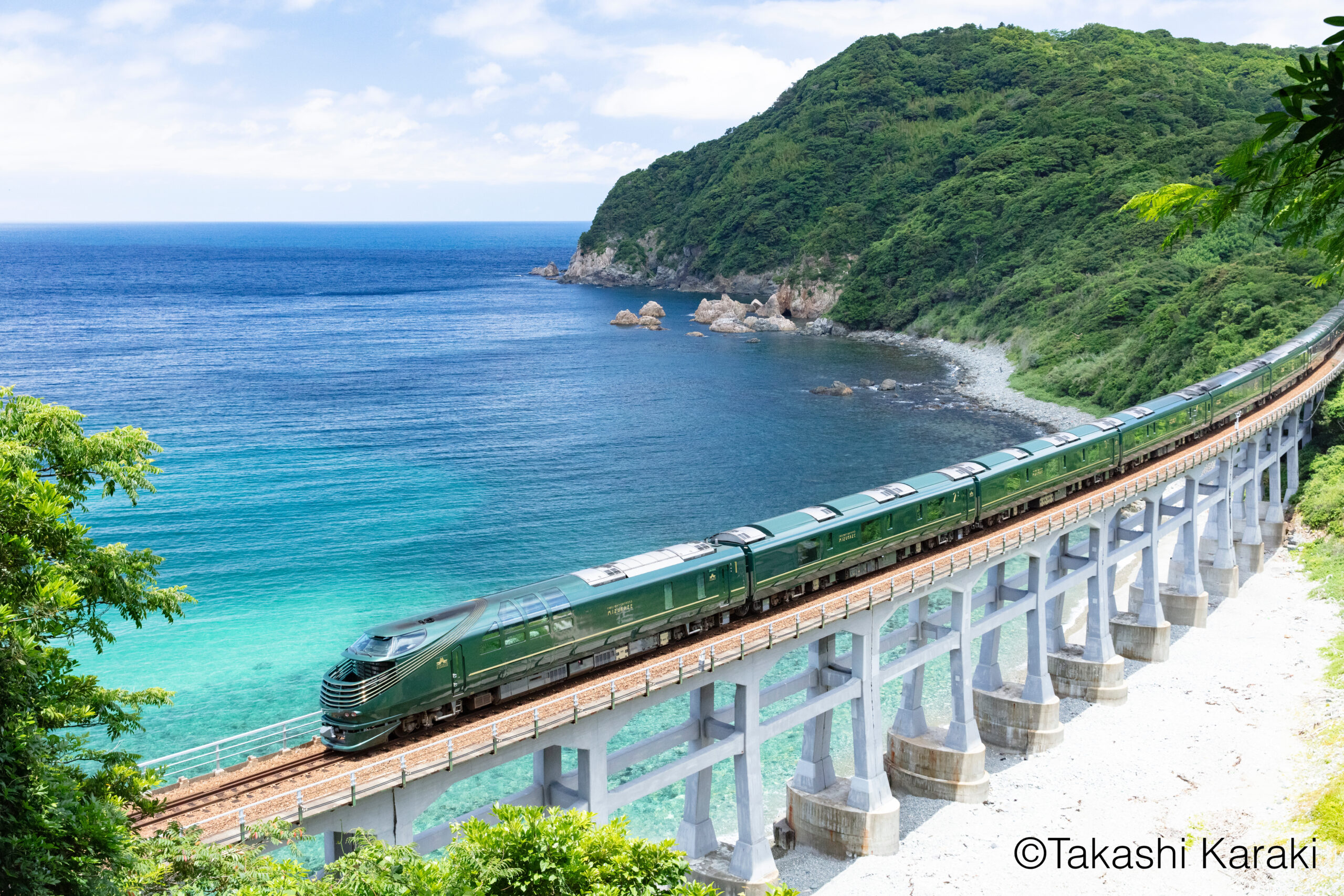 西日本旅客鉄道株式会社様が運行する「TWILIGHT EXPRESS 瑞風」の展望