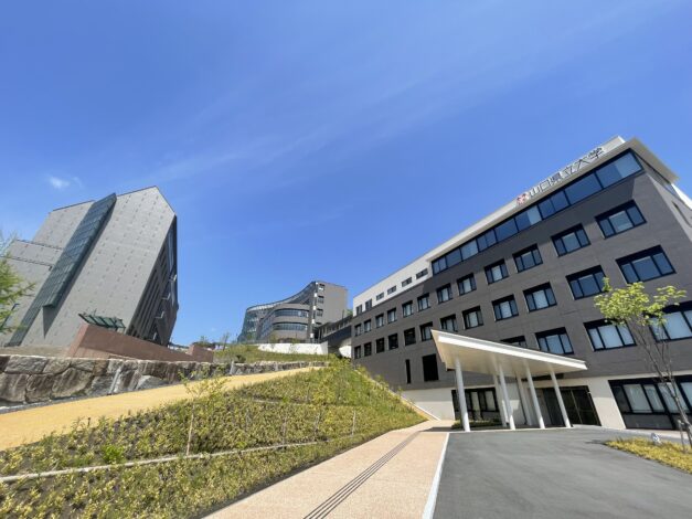 「湯田温泉こんこんパーク アロマプロジェクト」の取り組みが山口県立大学 国際文化学部「学部だより」に掲載されました